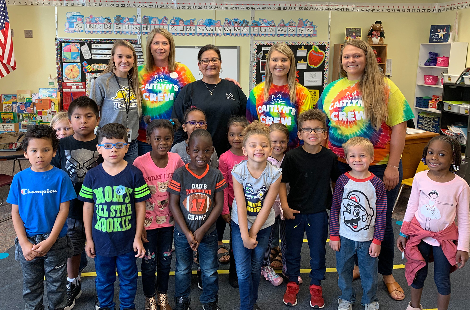 Book giveaway for Miss Weihe’s Kindergarten class at Garfield Elementary